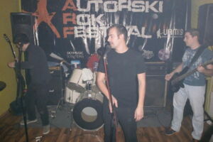 Beogradski bend Drugo Lice